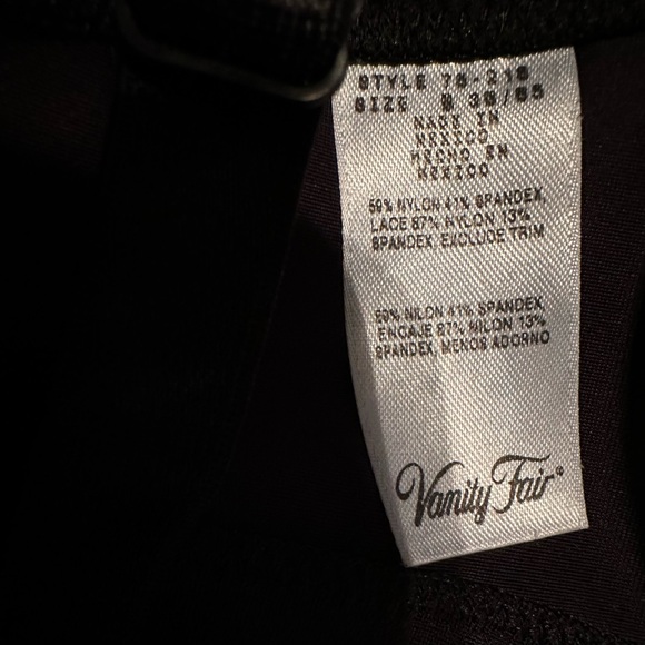 Vanity fair black bra with lace detail size 38B - Picture 3 of 4